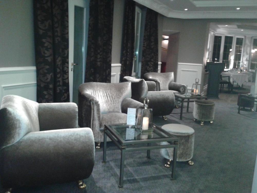 Hotel Chateau De La Tour Канни Екстер'єр фото